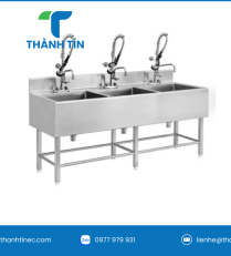 CHẬU RỬA INOX 3 HỘC PHÒNG SẠCH CÓ VÒI XỊT CÔNG NGHIỆP